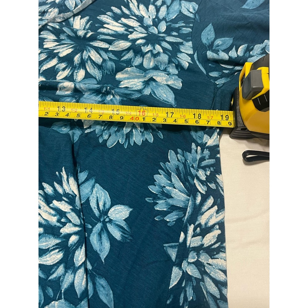 New Direction size small floral blouse - Picture 5 of 5